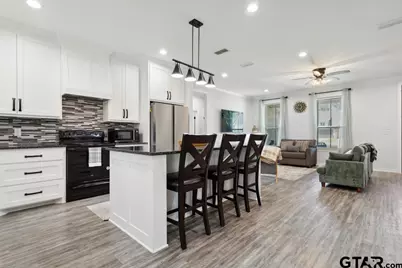 19379 Cedarpark Pl, Lindale, TX 75771 - Photo 8