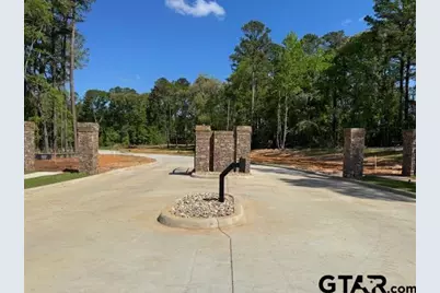 1777 Stoney Creek Park, Tyler, TX 75703 - Photo 2