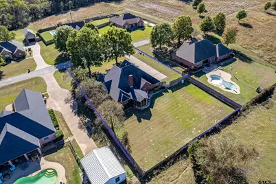 126 E Post Oak, Frankston, TX 75763 - Photo 32