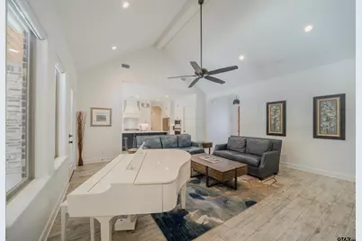 511 Lost Creek, Longview, TX 75605 - Photo 8