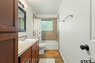 709 N Georgia St, Lindale, TX 75771 - Photo 28