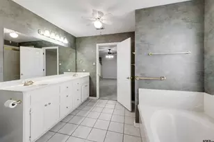 101 Settlers Ct, Palestine, TX 75801 - Photo 24