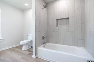 233 S Harrison St, Longview, TX 75601 - Photo 30