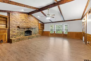 2090 Fort Dr, Longview, TX 75604 - Photo 10