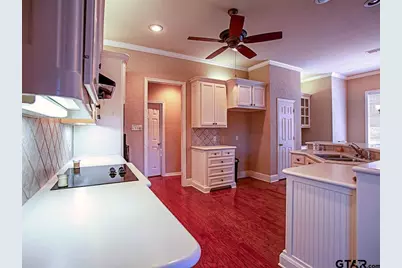 2206 Kennebunk Lane, Tyler, TX 75703 - Photo 10