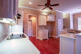 2206 Kennebunk Ln, Tyler, TX 75703 - Photo 10