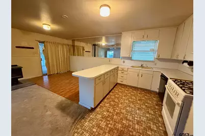 901 Golden Rd, Tyler, TX 75701 - Photo 12