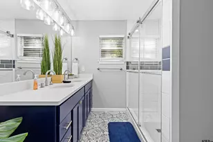 1021 N Montgomery St, Gilmer, TX 75644 - Photo 22