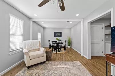 1021 N Montgomery St, Gilmer, TX 75644 - Photo 8