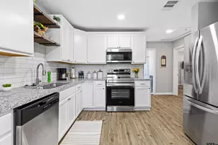 1021 N Montgomery St, Gilmer, TX 75644 - Photo 14