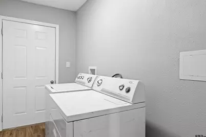 1021 N Montgomery St, Gilmer, TX 75644 - Photo 30