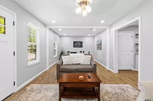 1021 N Montgomery St, Gilmer, TX 75644 - Photo 6