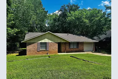 2320 Pinkerton St, Tyler, TX 75701 - Photo 2