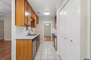 2020 Miller Dr, Tyler, TX 75701 - Photo 8