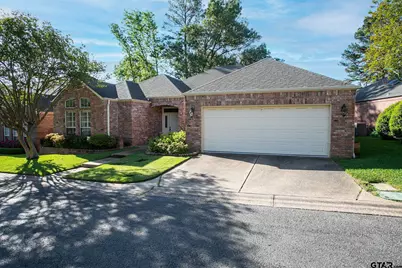 1418 Hollytree Place, Tyler, TX 75703 - Photo 2