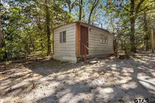 23207 Holly Rd, Mineola, TX 75773 - Photo 10