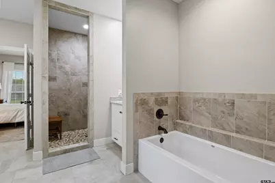 1000 Stone Bridge Street, Mt Pleasant, TX 75455 - Photo 20
