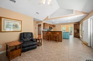 433 Knollwood Ln, Holly Lake Ranch, TX 75765 - Photo 10