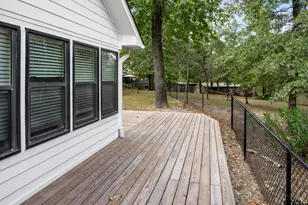 433 Knollwood Ln, Holly Lake Ranch, TX 75765 - Photo 40