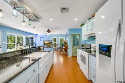 5755 An County Road 153, Palestine, TX 75801 - Photo 10