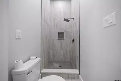 917 N Jackson St, Palestine, TX 75801 - Photo 18