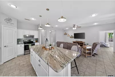 17171 Mary Martin Drive, Flint, TX 75762 - Photo 14