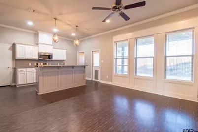 2806 Valley View St, Tyler, TX 75701 - Photo 4