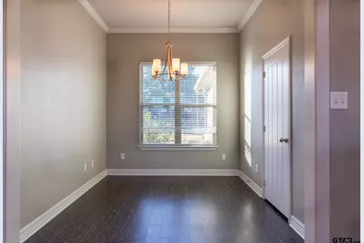 2806 Valley View St, Tyler, TX 75701 - Photo 6