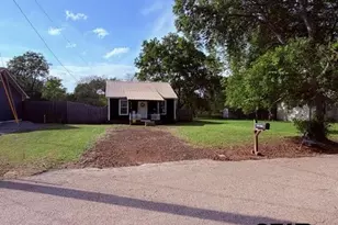 408 W Emma St, Bullard, TX 75757 - Photo 2