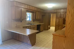 304 SW 6th St, Bogata, TX 75417 - Photo 10
