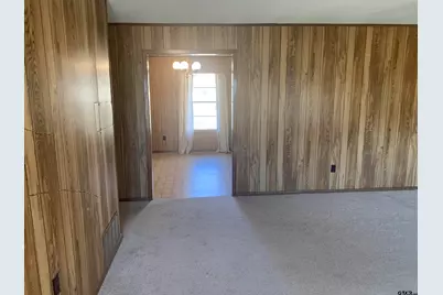 304 SW 6th St, Bogata, TX 75417 - Photo 8