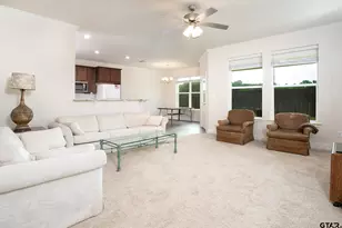 6143 Hamilton Mdws Wy, Tyler, TX 75703 - Photo 2