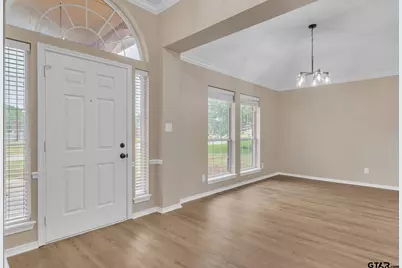 818 Greenwood Circle, Lindale, TX 75771 - Photo 6