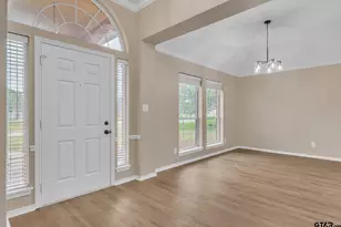 818 Greenwood Cir, Lindale, TX 75771 - Photo 6