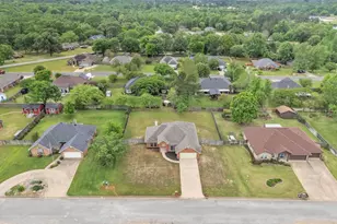 818 Greenwood Cir, Lindale, TX 75771 - Photo 36
