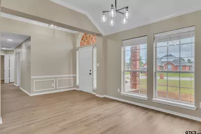 818 Greenwood Circle, Lindale, TX 75771 - Photo 4