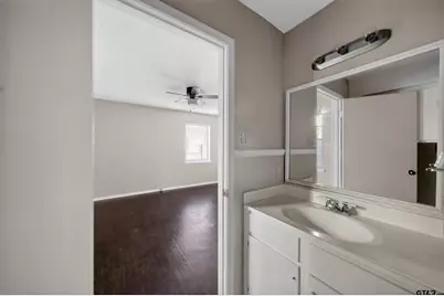4304 Edinburgh, Tyler, TX 75703 - Photo 12
