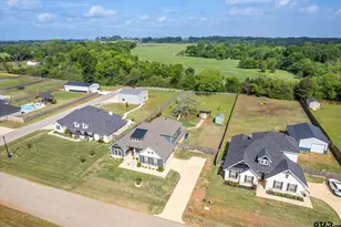 8030 Freestone Dr, Bullard, TX 75757 - Photo 2