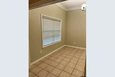 309/311 Baker St, Lindale, TX 75771 - Photo 8