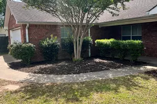 309/311 Baker St, Lindale, TX 75771 - Photo 2