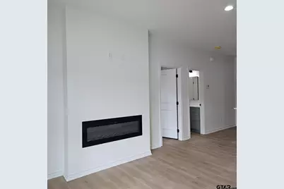 18723 Fm850 Unit 2, Arp, TX 75750 - Photo 2