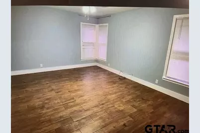 402 Clarksville, Bogata, TX 75417 - Photo 8