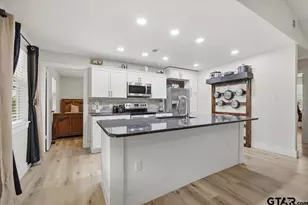1507 E Tanglewood Dr, Hideaway, TX 75771 - Photo 10