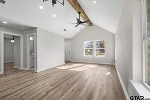 427 W Harmony St, Tyler, TX 75702 - Photo 6
