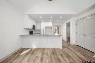 443 W Harmony St, Tyler, TX 75702 - Photo 6