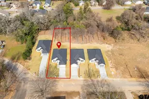 443 W Harmony St, Tyler, TX 75702 - Photo 2