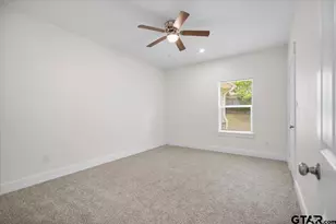 412 Crosby St, Lindale, TX 75771 - Photo 16