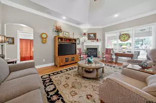 201 Glenda St, Whitehouse, TX 75791 - Photo 4