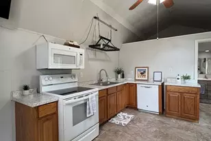 140 Young Circle, Bullard, TX 75757 - Photo 4