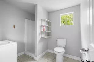 917 W Shaw St, Tyler, TX 75701 - Photo 20